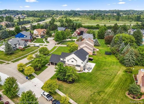 8140 N Pointe Ct, Canton, MI, 48187-1454 | Card Image
