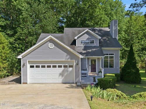 2002 Crooked Creek Rd, Greenville, NC, 27858-8432 | Card Image