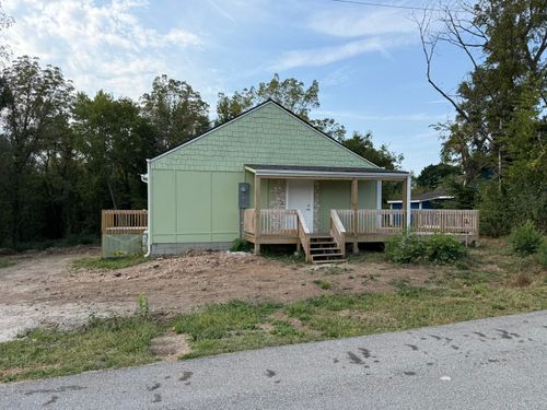 602 E Bertha St, Humansville, MO, 65674-8581 | Card Image