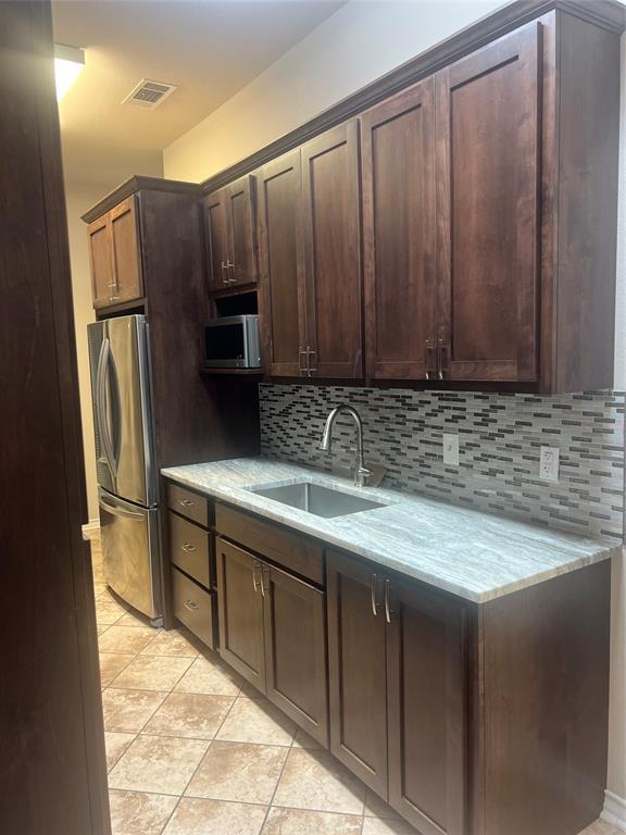 Commercial Lease in Georgetown 4