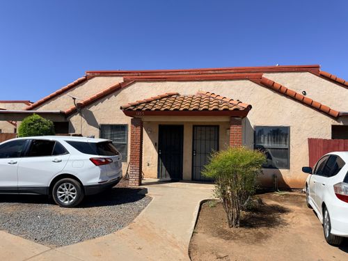 1405 E Cypress Ave, Reedley, CA, 93654-5328 | Card Image