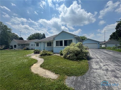 1926 Tiffin Rd, Fremont, OH, 43420-3739 | Card Image