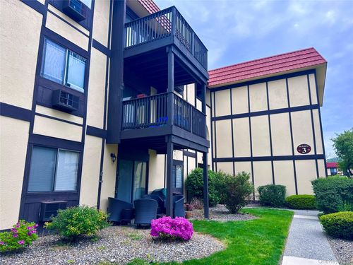6-3 Loudon Dr, Fishkill, NY, 12524-1870 | Card Image