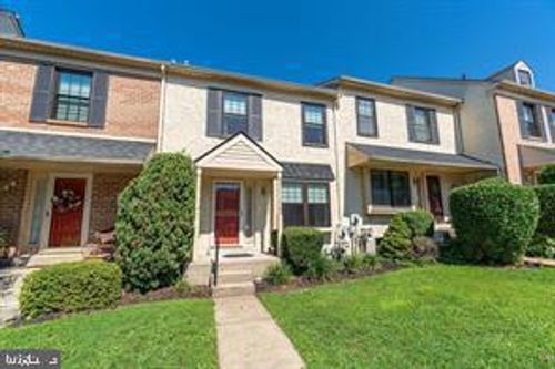 105 Bradbury Rd, BROOKHAVEN, PA, 19015-1406 | Card Image