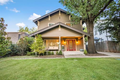 828 Elsbeth St, Dallas, TX, 75208-4224 | Card Image