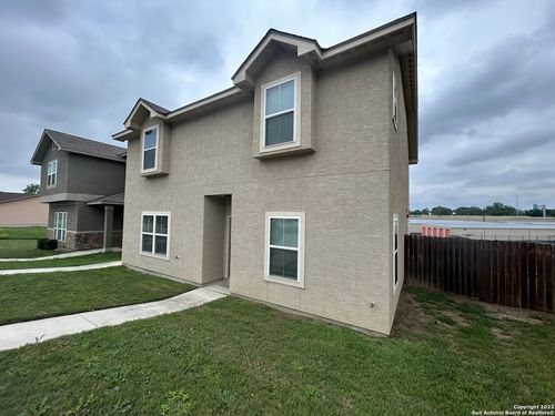 1-622 Meadow Arbor Ln, Universal City, TX, 78148-3730 | Card Image