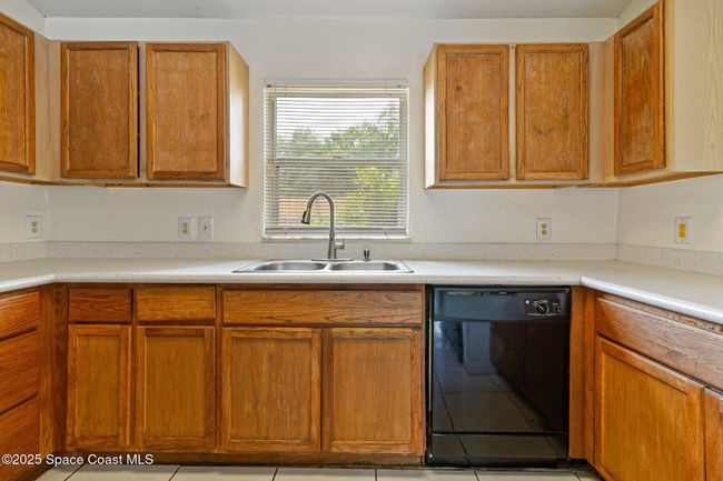 1706 Apache St Ne, House other with 3 bedrooms, 2 bathrooms and null parking in Palm Bay FL | Image 11