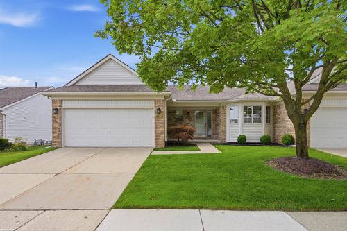 17248 Mayfield Dr, Macomb, MI, 48042-3538 | Card Image