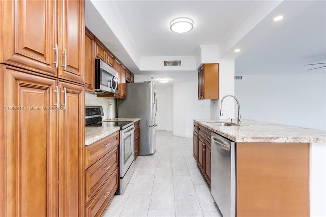 APT-2D - 1460 Sheridan St, Condo with 2 bedrooms, 2 bathrooms and null parking in Hollywood FL | Image 24