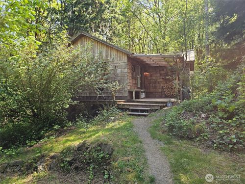 313 Larch Rd, Quilcene, WA, 98376-9759 | Card Image