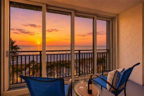 501-20 Whispering Sands Dr, SARASOTA, FL, 34242-1667 | Card Image