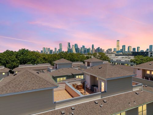 18-1115 Kinney Ave, Austin, TX, 78704-2160 | Card Image
