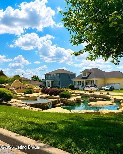 141 River Crst S, Mt Washington, KY, 40047-5766 | Card Image