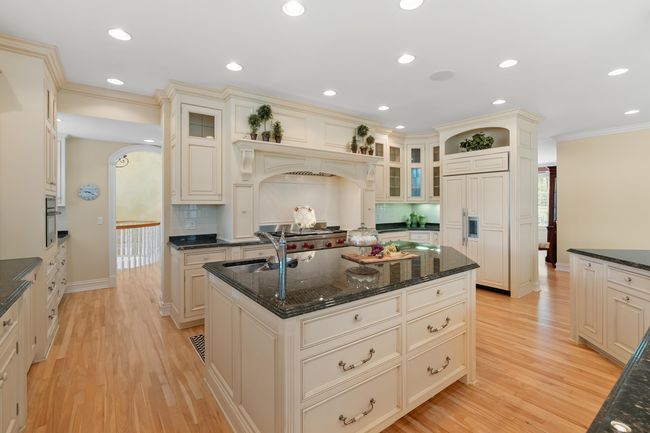 19890 M 60, House other with 4 bedrooms, 7 bathrooms and null parking in Three Rivers MI | Image 17