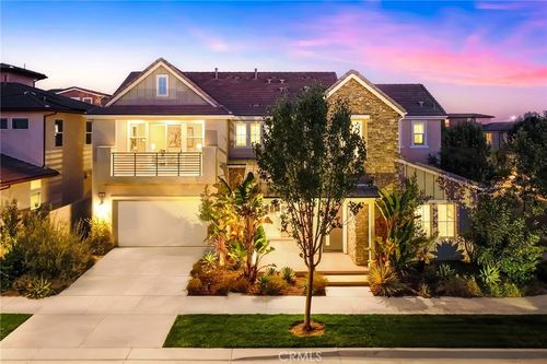 76 Bolide, Irvine, CA, 92618-1314 | Card Image