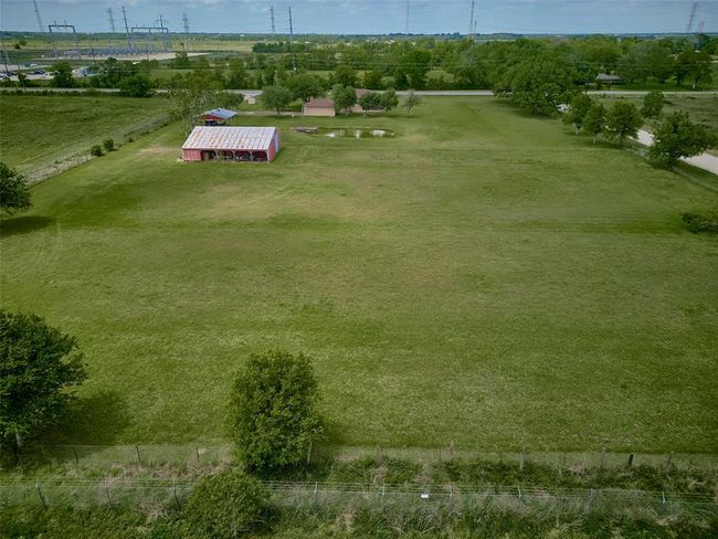 12021 Fm 1994 Rd, House other with 4 bedrooms, 3 bathrooms and 4 parking in Guy TX | Image 48