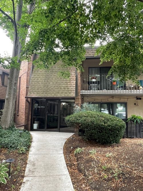 171-230 Old Oak Dr, Buffalo Grove, IL, 60089-3611 | Card Image