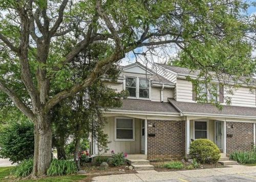 6216 W College Avenue, Greendale, WI, 53129 | Card Image