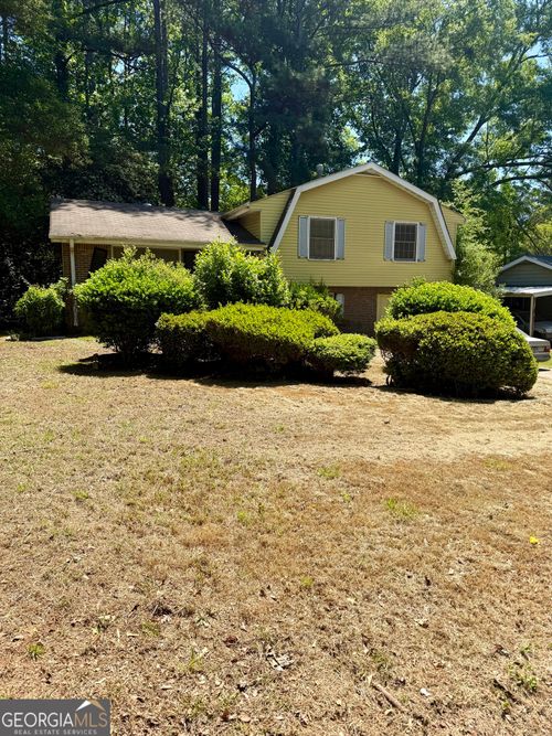 8318 Magnolia Dr, Jonesboro, GA, 30238-3131 | Card Image