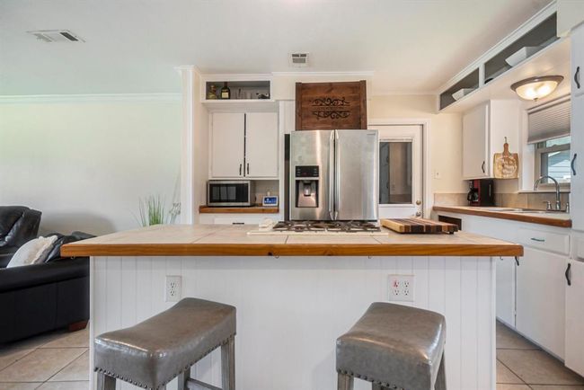 201 E 5 Th St, House other with 3 bedrooms, 2 bathrooms and 4 parking in Deer Park TX | Image 10