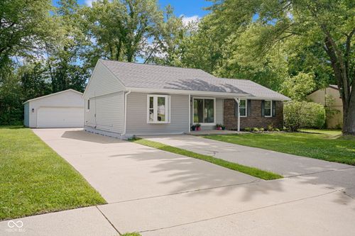 1413 Brookside Dr, Columbus, IN, 47201-9623 | Card Image