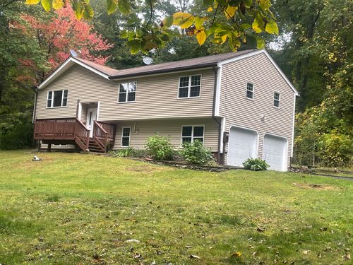 22 Olympic Dr, Danbury, CT, 06810-8240 | Card Image