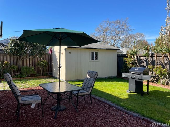 21723 Ada St, House other with 3 bedrooms, 2 bathrooms and 2 parking in Castro Valley CA | Image 27