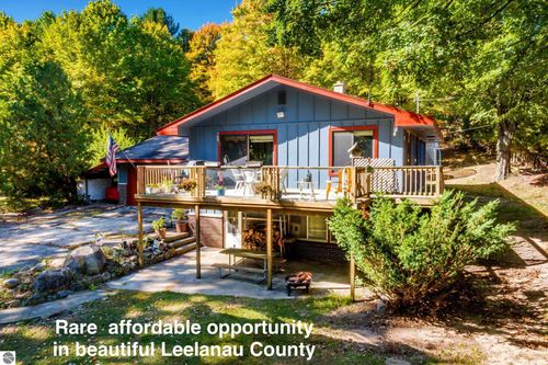 3010 S Lake Shore Dr, Lake Leelanau, MI, 49653-9517 | Card Image