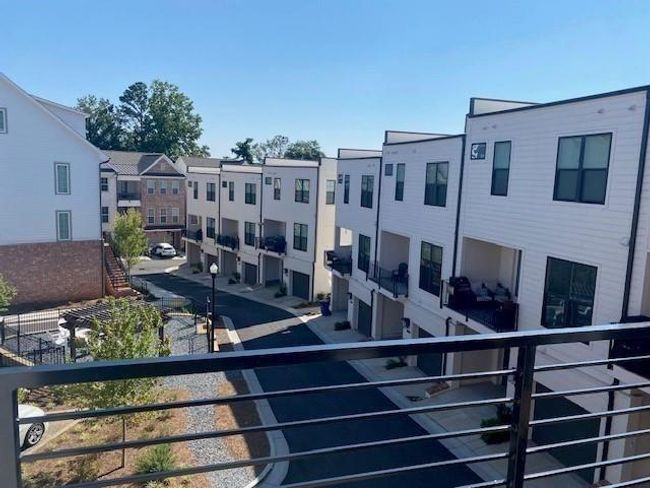 155 Devore Rd, Condo with 2 bedrooms, 1 bathrooms and 1 parking in Alpharetta GA | Image 26
