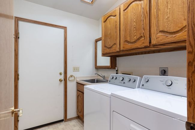395 Edgebrook Dr, House other with 3 bedrooms, 2 bathrooms and null parking in Spring Creek NV | Image 35