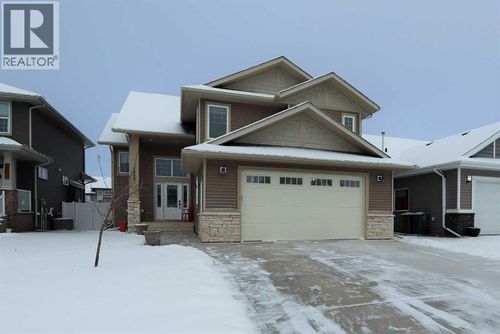 3904 48a Ave, Ponoka, AB, T4J0B7 | Card Image