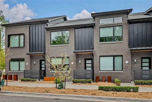 703 Se A St, Bentonville, AR, 72712-5959 | Card Image