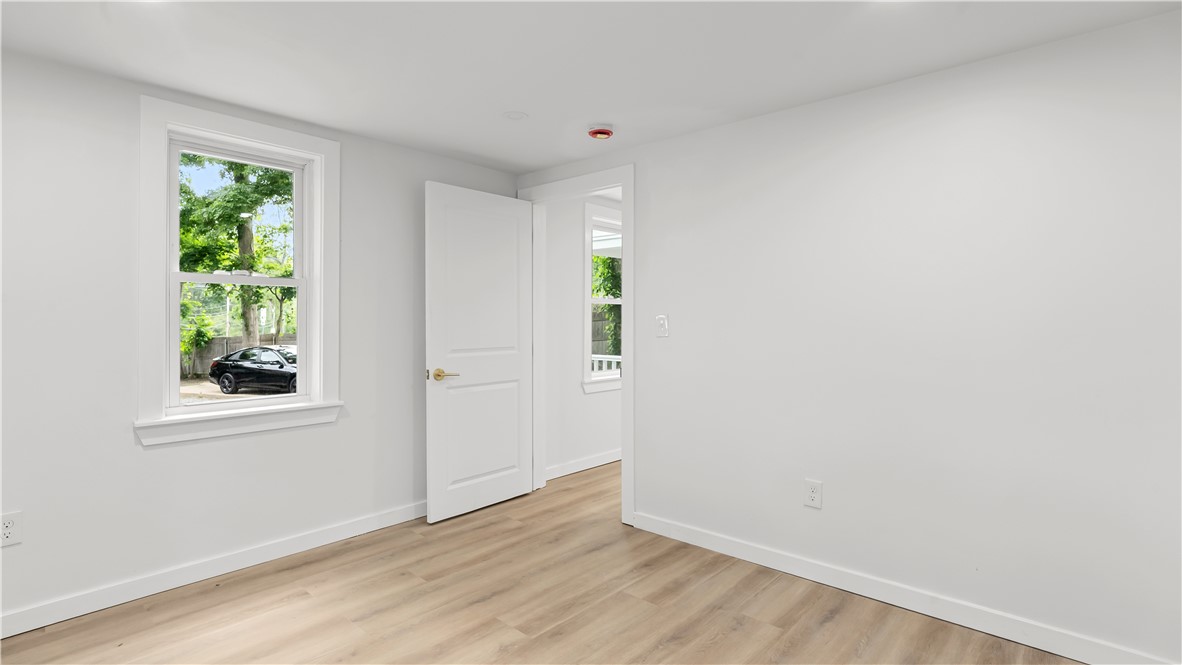 Residential Lease in Cranston 4