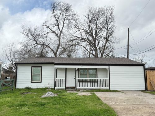 5924 Honeysuckle Dr, Houston, TX, 77087-5210 | Card Image