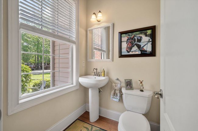 tennyson half bath | Image 11