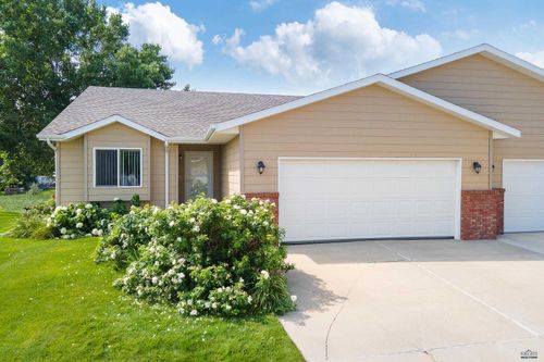623 Auburn Dr, Rapid City, SD, 57701-9578 | Card Image