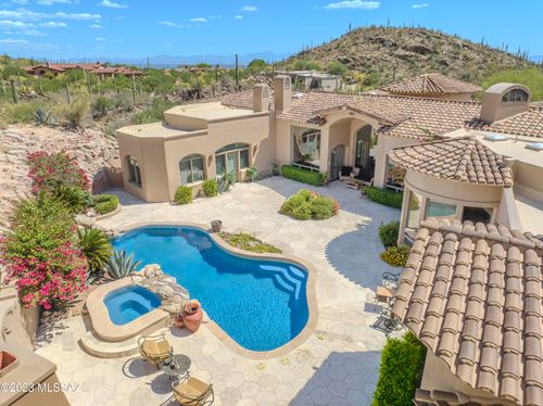 7529 N Secret Canyon Drive, Tucson, AZ, 85718 | Card Image