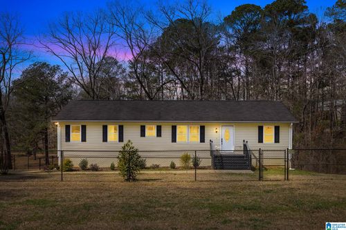 145 N Lakeshore Dr, TALLADEGA, AL, 35160-7384 | Card Image