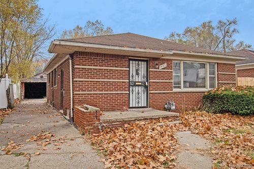 7483 Mettetal St, Detroit, MI, 48228-3647 | Card Image