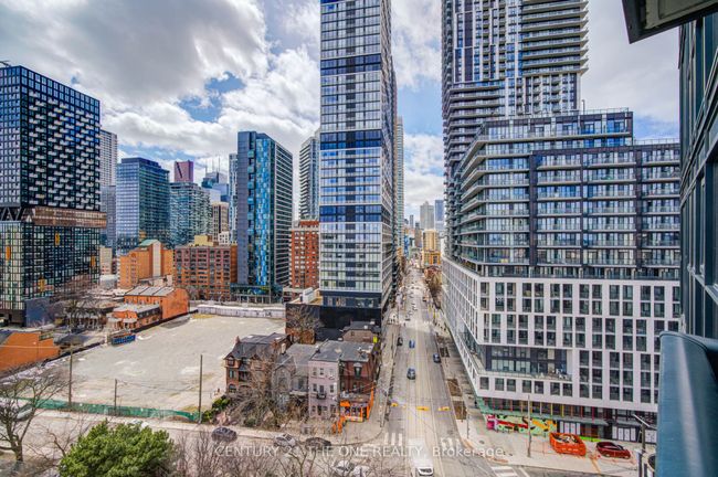 1506 - 219 Dundas St E, Condo with 2 bedrooms, 1 bathrooms and null parking in Toronto ON | Image 25