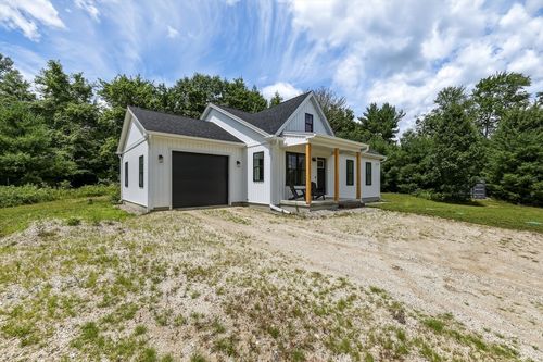 3 Mine Rd, Westhampton, MA, 01027-9750 | Card Image