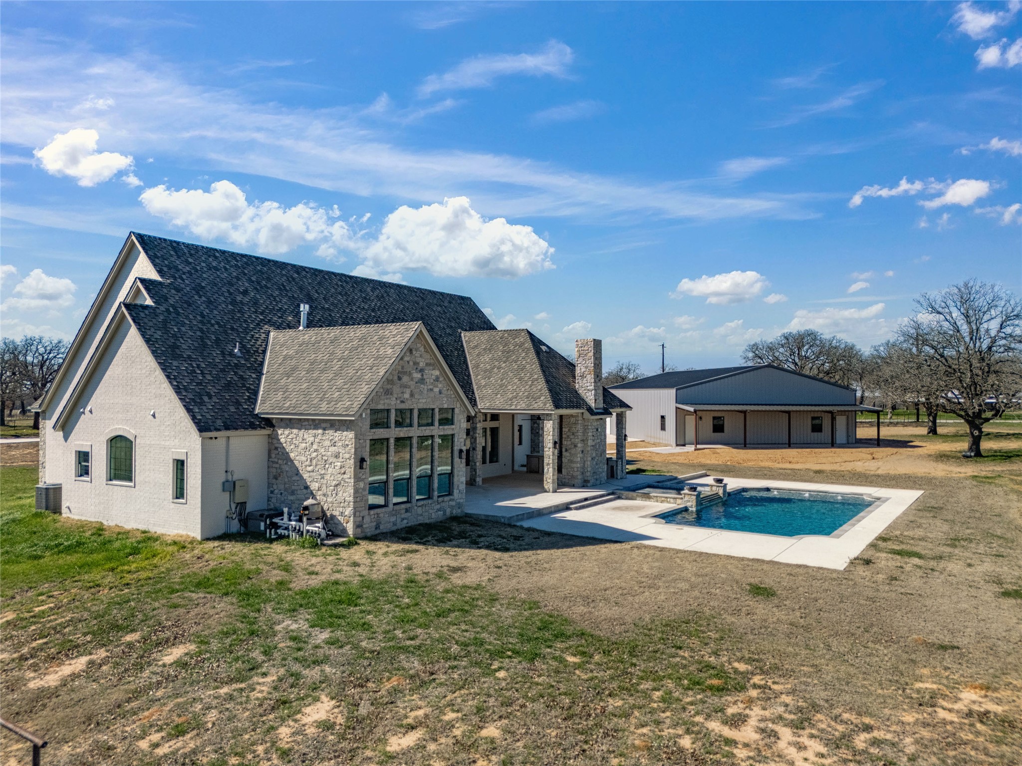 623 Lake Valley Rd, For Sale in Sunset - eXp Realty