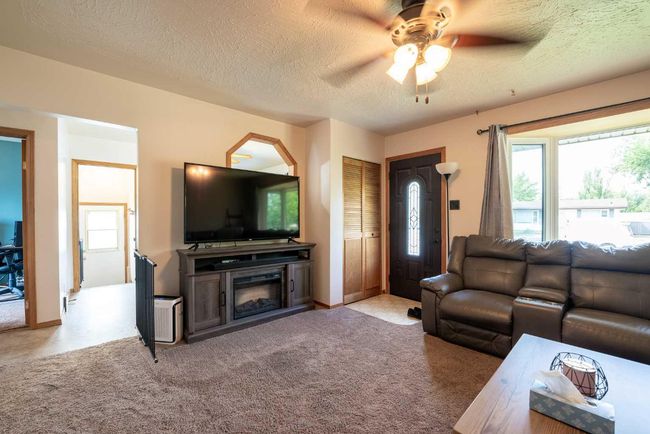 1209 18 St N, House detached with 3 bedrooms, 2 bathrooms and 6 parking in Lethbridge AB | Image 10