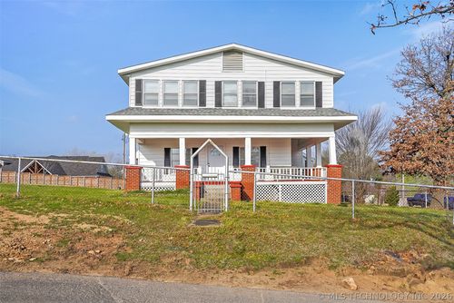 6 Mayfield St, Sapulpa, OK, 74066-4702 | Card Image