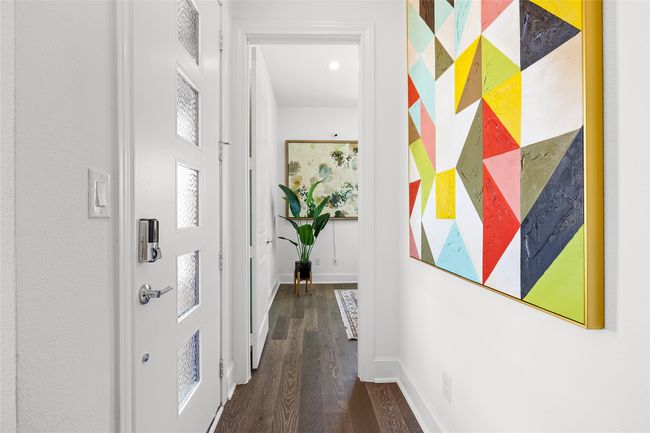 Image of model home with similar floorplan. | Image 16
