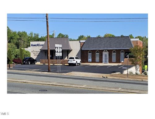 1625 S Church St, Burlington, NC, 27215-5601 | Card Image