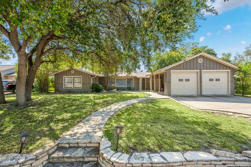122 Brees Blvd, San Antonio, TX, 78209-4202 | Card Image