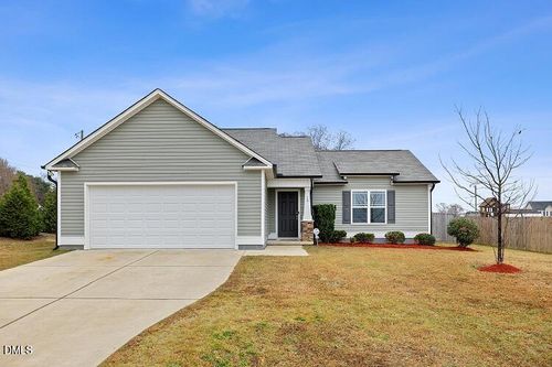 15 Dennings Farm Ln, Benson, NC, 27504-8093 | Card Image