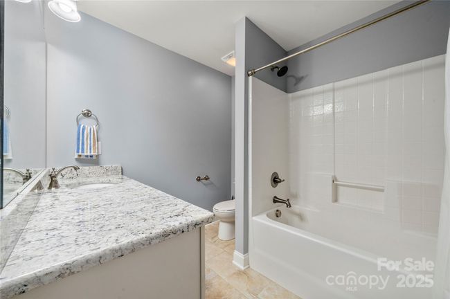 bathroom for bedroom | Image 23