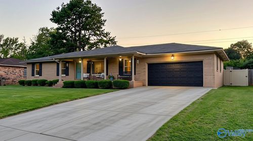 1305 Cloverdale Ave Sw, Decatur, AL, 35601-3725 | Card Image